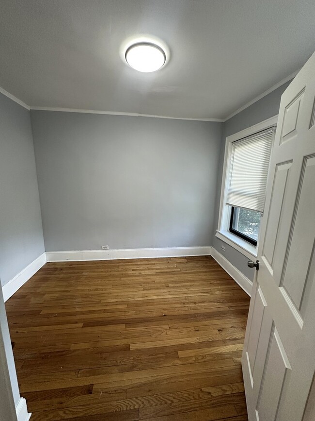 Photo - 7331 N Honore St Unit 2A
