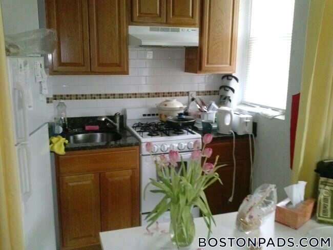 Photo - 204 Hemenway St Unit 19