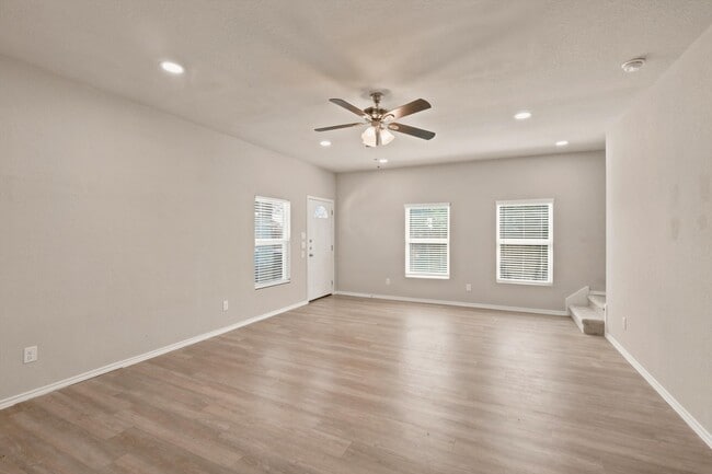 Photo - 7226 Briar Pl