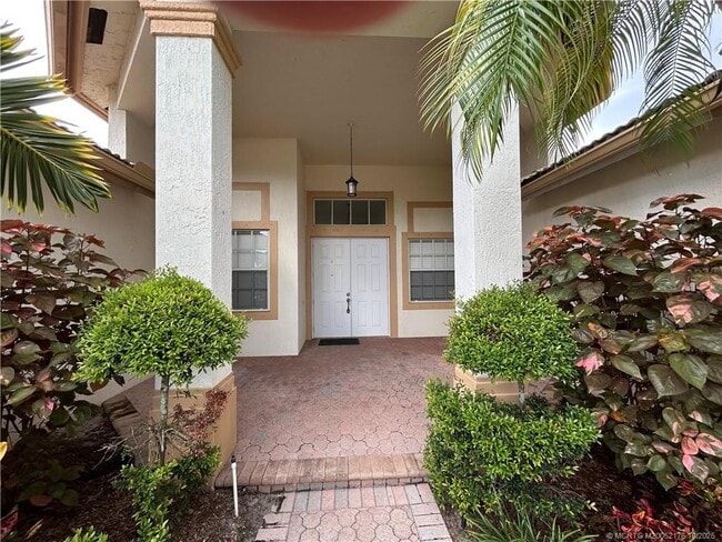 Building Photo - 2529 SW Park Meadows Trail