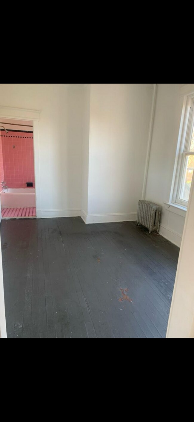 Photo - 542 E State St Unidad #2F