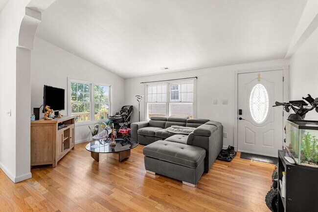 Photo - 50 Arcadia St Unit 2