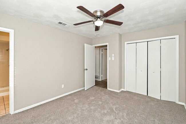 2532 Belhaven Dr