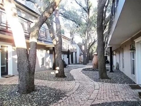 Courtyard - 7732 Meadow Rd Condo Unit 211