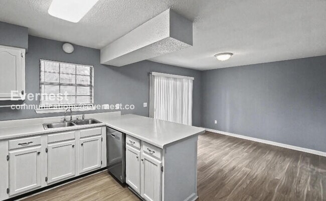 Photo - 7012 Windcrest Ln