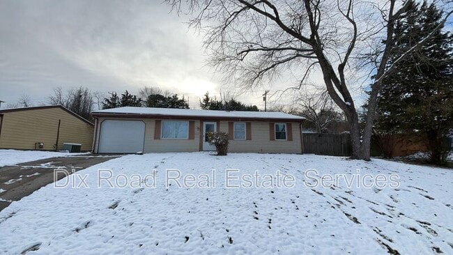 Photo - 425 Smalley Blvd