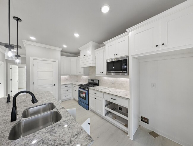 Photo - 257 Vicks Cir