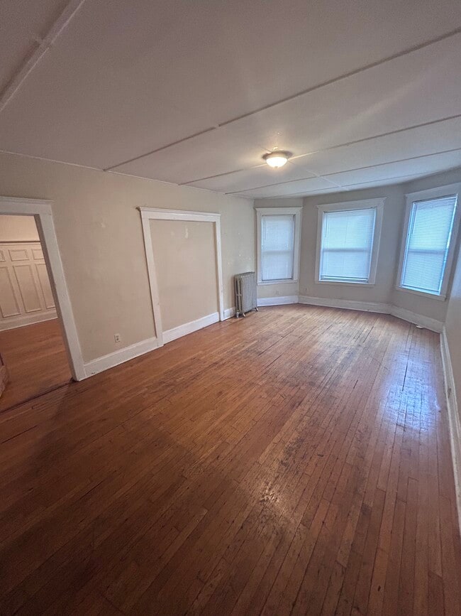 Building Photo - 192 Kelton St Unit 1 Rental