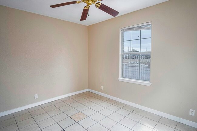 Photo - 717 N Colorado St