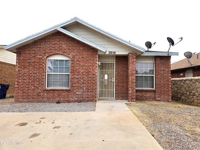 Building Photo - 3856 Tierra Alamo Dr