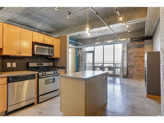 Building Photo - 901 N 3rd St Unit 501 Rental