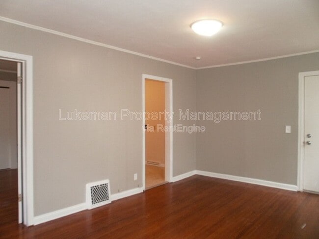 Photo - 3013 Portage Street Unit 1