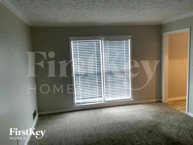 Photo - 5659 Fern Creek Dr SW