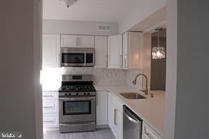 Photo - 2302B Yarmouth Ln