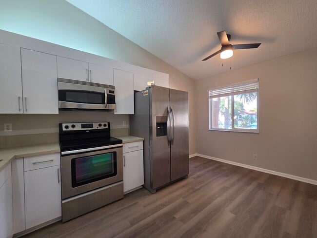 Photo - 330 NW 67th St Unit 207