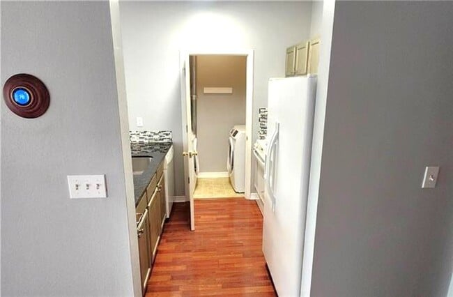 Photo - One Bedroom Rental