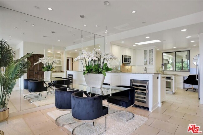 Photo - 1344 Plaza Pacifica