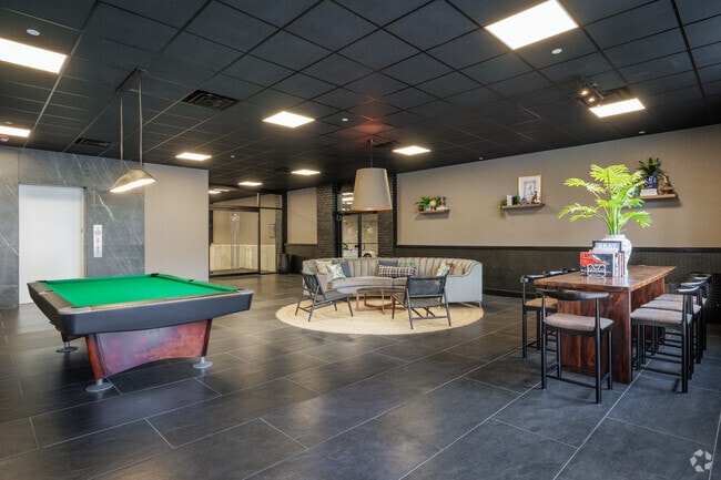 Lobby - 215 Newark Pompton Tpke