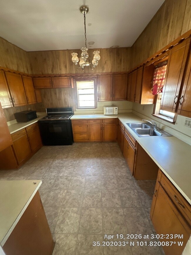 Photo - 901 S Roberts St