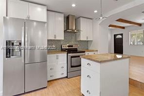 Photo - 6529 SW 78th Ter (South Miami, FL)