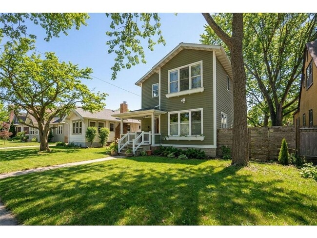 Photo - 241 Russell Ave S