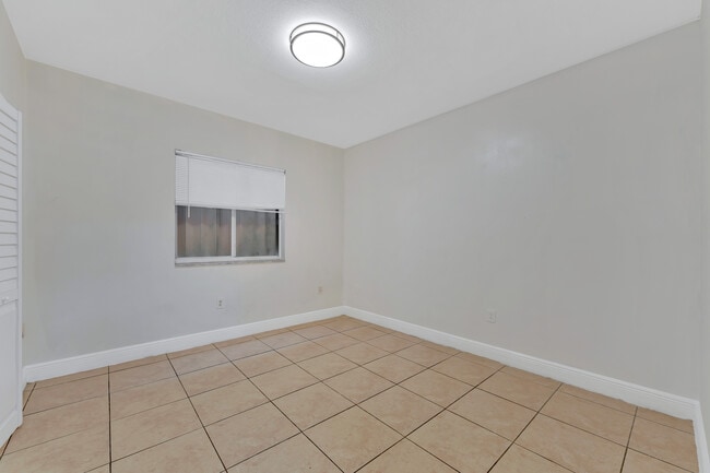 Photo - 2185 NW 16th Ter Unit 19