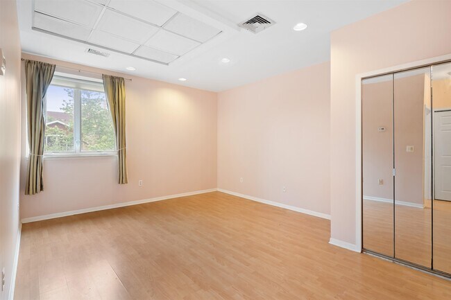 Photo - 75 Liberty Ave Condo Unit C32
