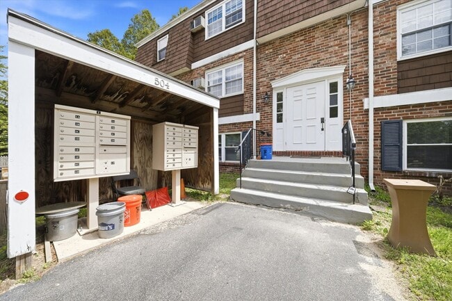 Photo - 504 River Rd Unit 1F