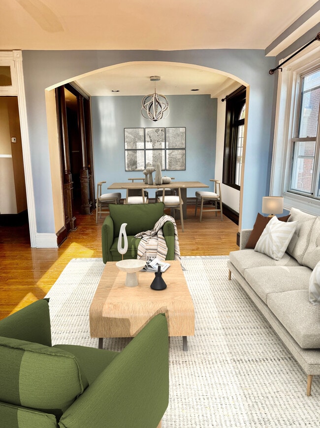 Building Photo - 1115 W Main St Unit Apt 2