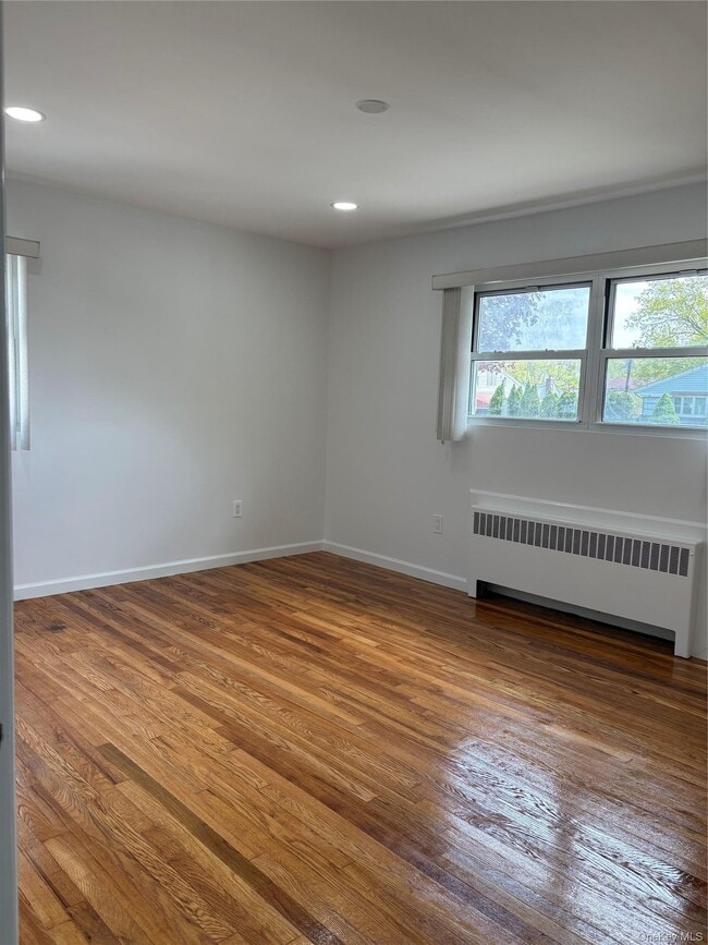 Photo - 2262 Leighton Rd