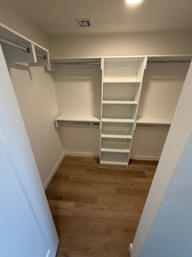 Photo - 226 SE 3rd St Unit B7