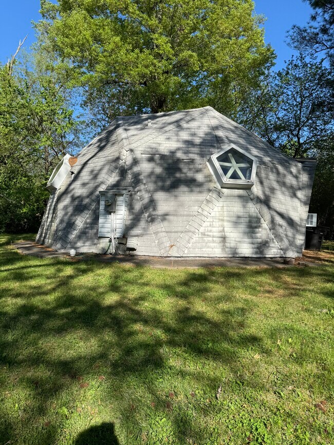 Photo - 211 S Friedline Dr House