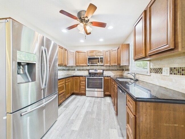 Photo - 4321 N Lister Ave