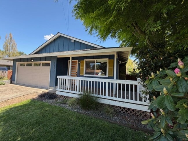 Building Photo - Charming Single-Level Retreat Near Multnomah Village – 3BR Home with Garage, RV Parking & Covered...