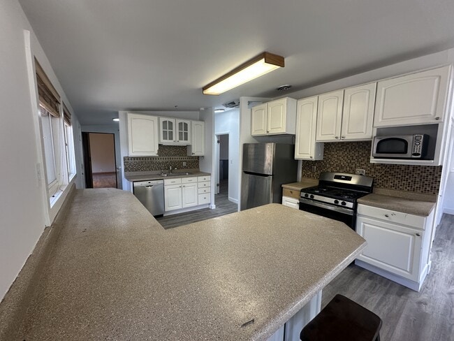 Photo - 705 Palisade Dr
