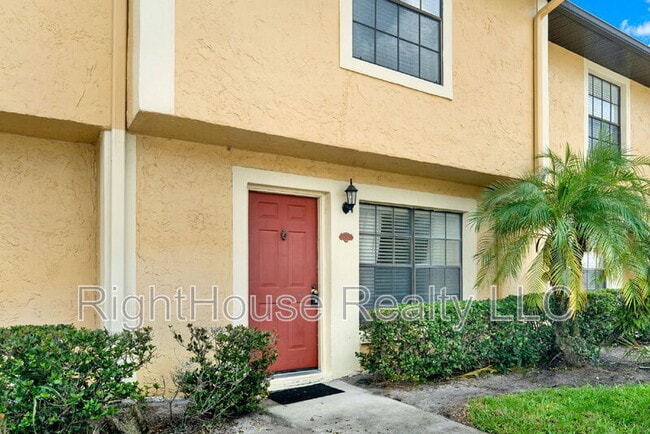 Photo - 3267 Forest Oaks Ct Unit Apt 111