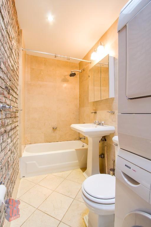 Photo - 95 Perry St Unidad 5