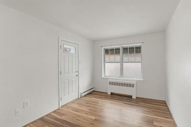 Photo - 10 Swan St Unit 10