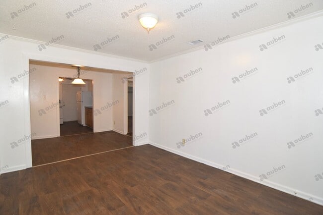 Photo - 2 Bedroom Duplex For Lease