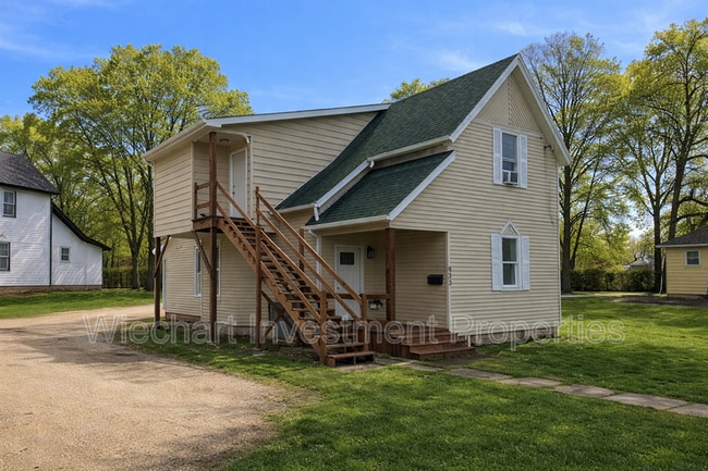 Photo - 933 W Wayne St