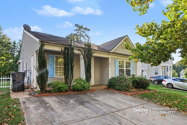 2634 Oasis Ln