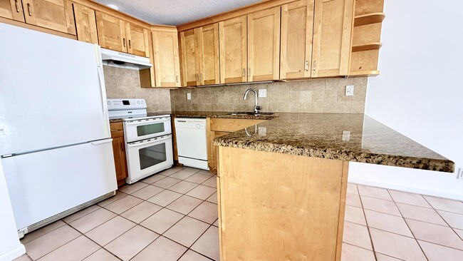 Photo - 620 NE 19th Ave