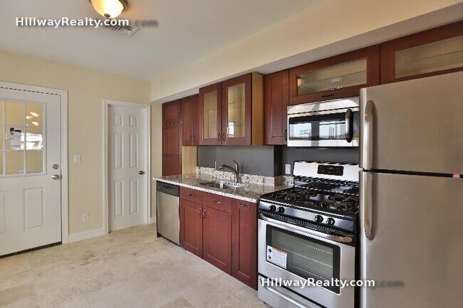 Photo - 82 Bremen St Unidad 2 Rental