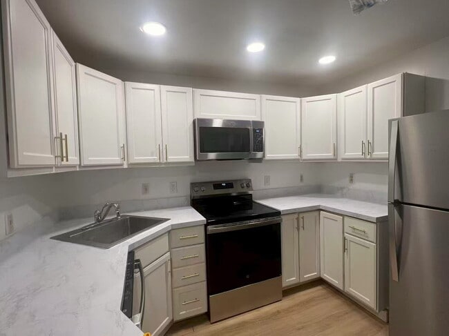 Photo - 80 Alleghany St