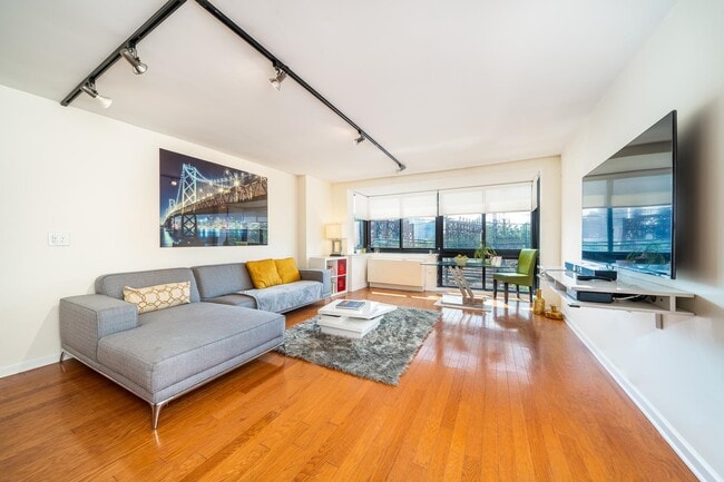 Photo - 700 Grove St Unit 4N