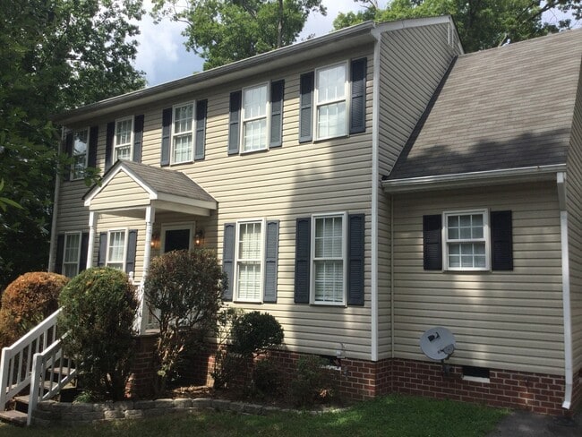 3 bed 2.5 bath home Chesterfield Fenced Ya... - 3 bed 2.5 bath home Chesterfield Fenced Ya...