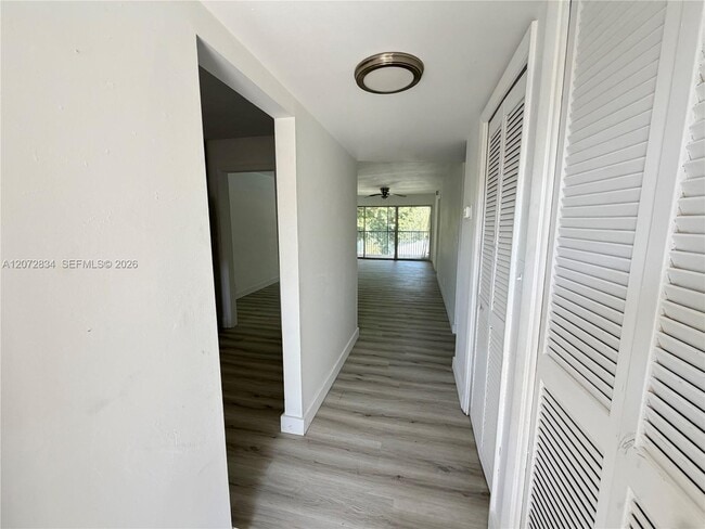 Photo - 5090 SW 64th Ave Unit 305