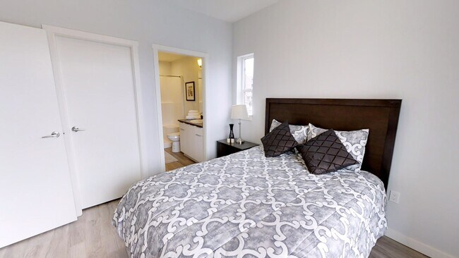 Photo - Railside House