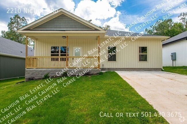 Building Photo - 2210 Nichols Rd Rental