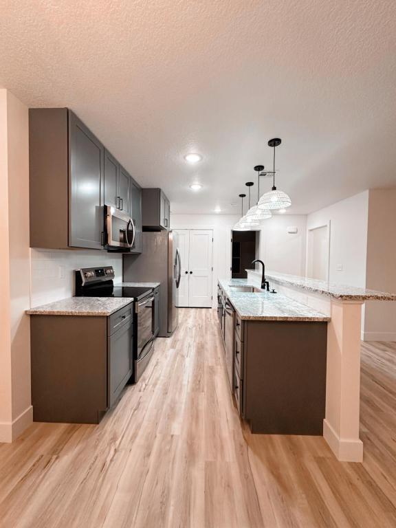 Photo - 306 N Roney St